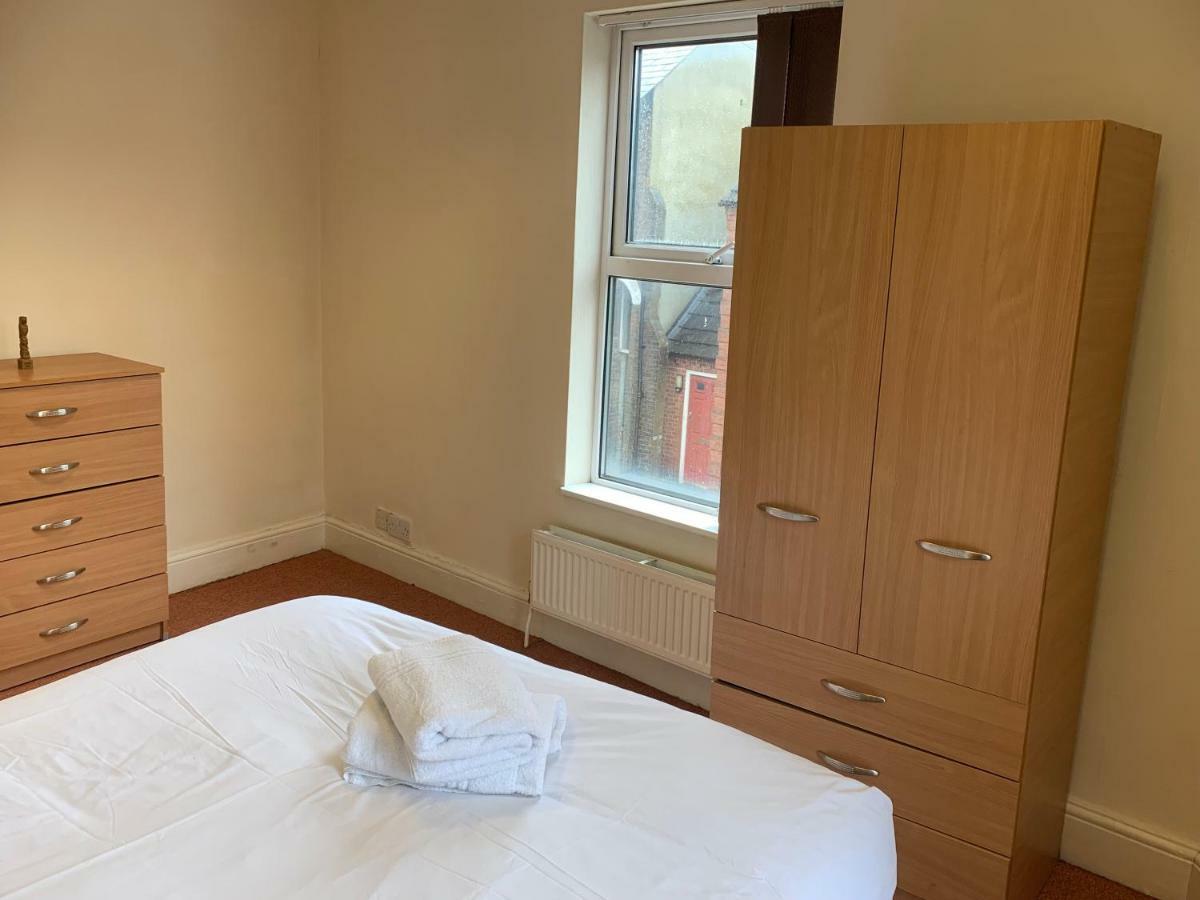 Adelaide House Apartamento Luton  Exterior foto