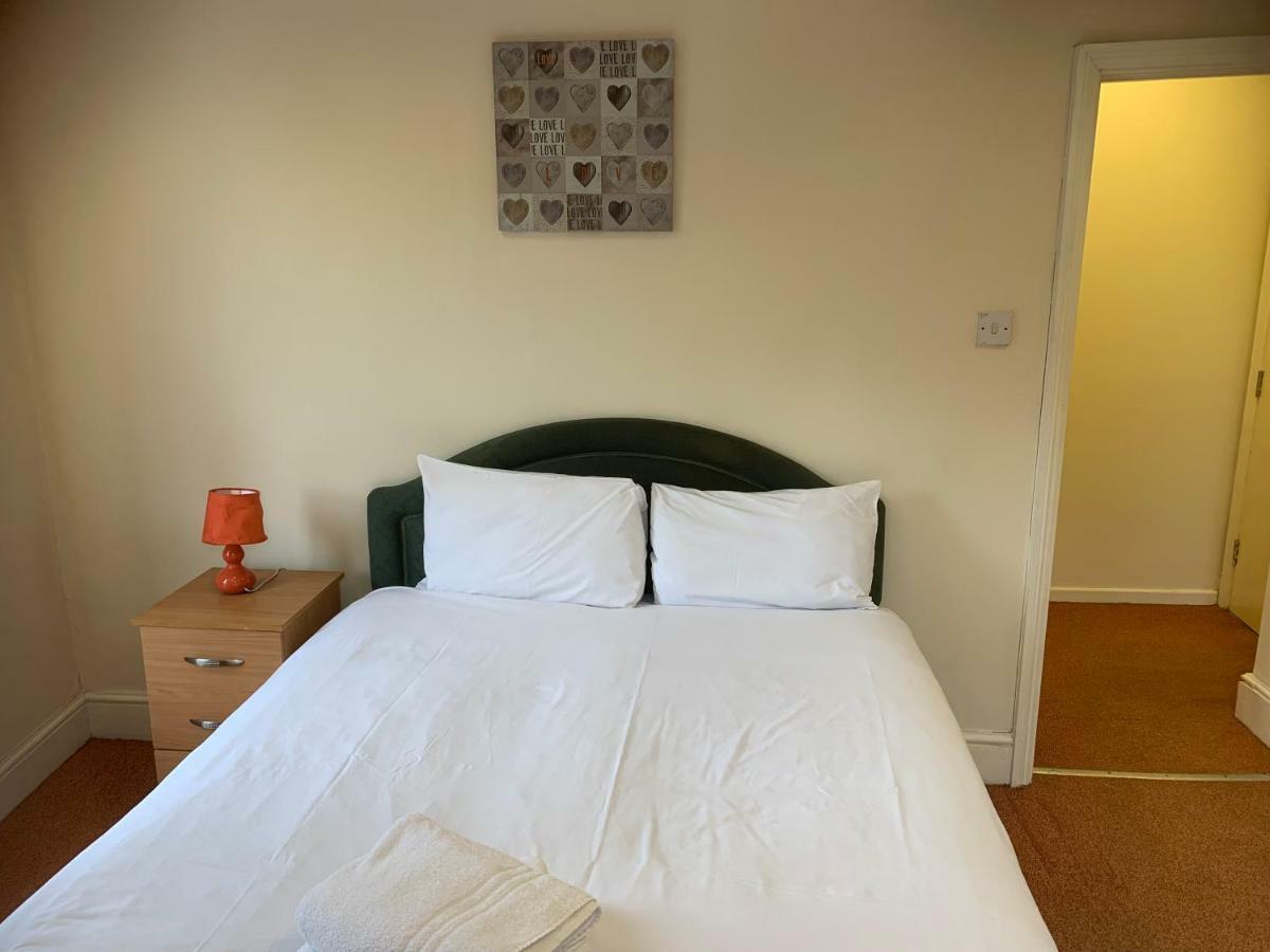 Adelaide House Apartamento Luton  Exterior foto